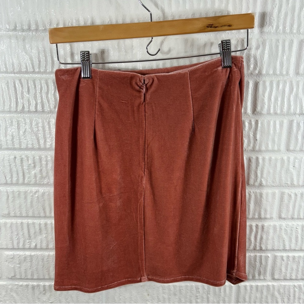 Tularosa Katie Velvet Mini Skirt Wild Rose S NWT - Picture 6 of 6